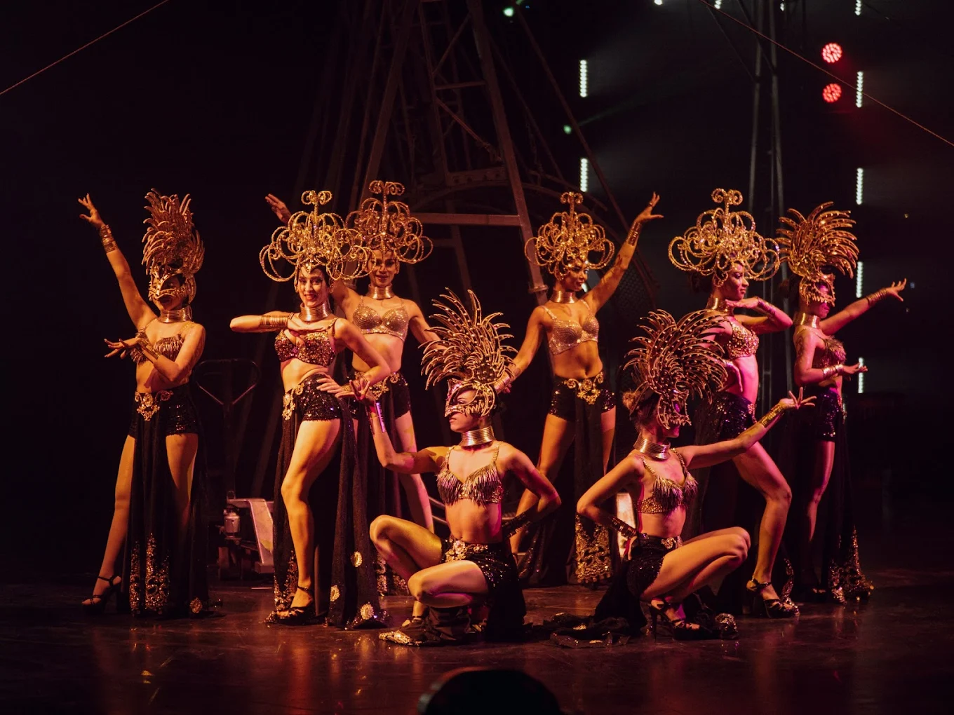 קרקס פוקט – Phuket Circus | מופע אקרובטיקה וחוויה משפחתית - אטרקציה בתאילנד | תמונה 5