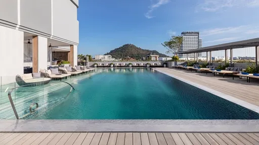 מלון קורטיארד מריוט פאטונג פוקט | Courtyard by Marriott Phuket Patong Beach Resort בתאילנד – חוויית אירוח 4 כוכבים - מלון בתאילנד | תמונה 3