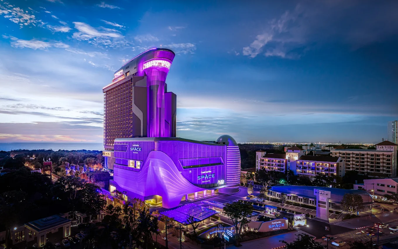 מלון גרנד סנטר פוינט ספייס פאטאיה | Grande Centre Point Space Pattaya בתאילנד – חוויית אירוח 5 כוכבים - מלון בתאילנד | תמונה ראשית