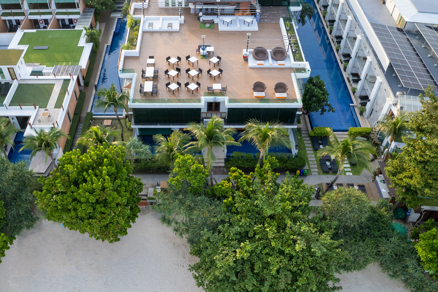מלון לה פלורה ריזורט פטונג | La Flora Resort Patong בתאילנד – חוויית אירוח 5 כוכבים - מלון בתאילנד | תמונה ראשית