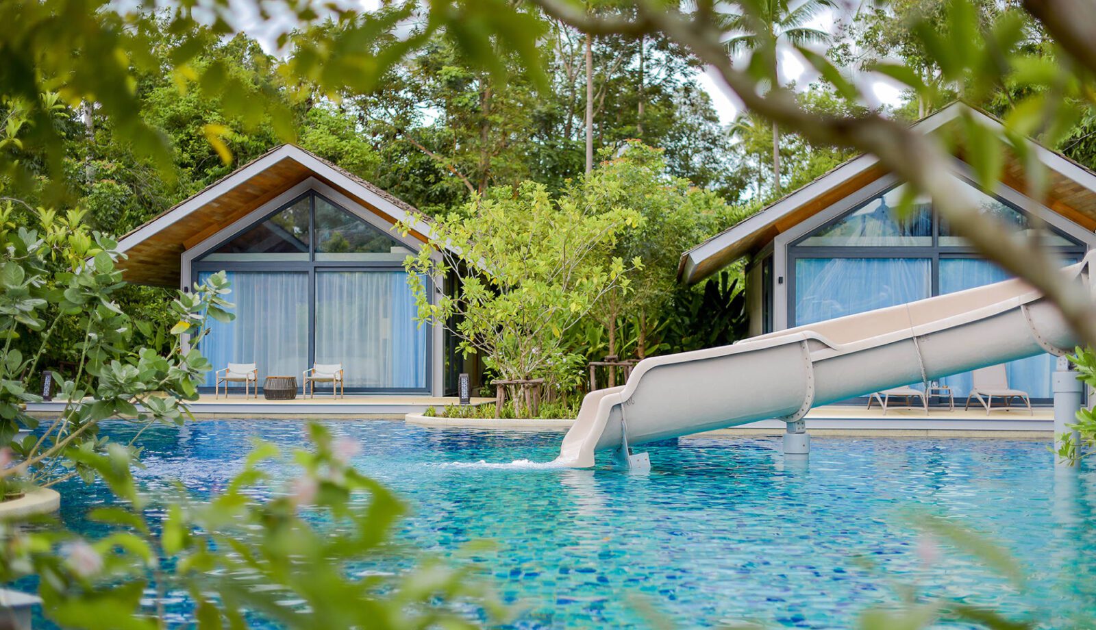 איילנד אסקייפ מבית בורסארי | Island Escape by Burasari - 4