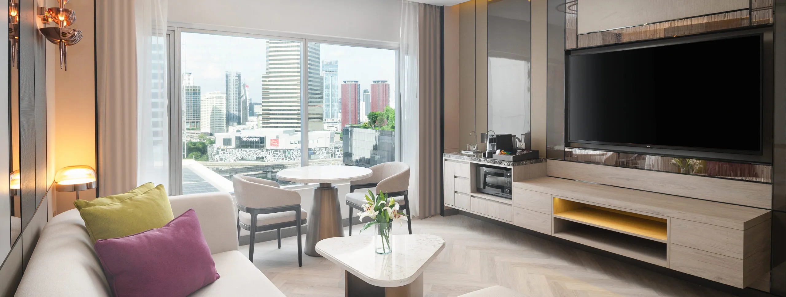 One Bedroom Family Suite - פתומואן פרינסס בנגקוק | Pathumwan Princess Hotel - תמונה ראשית