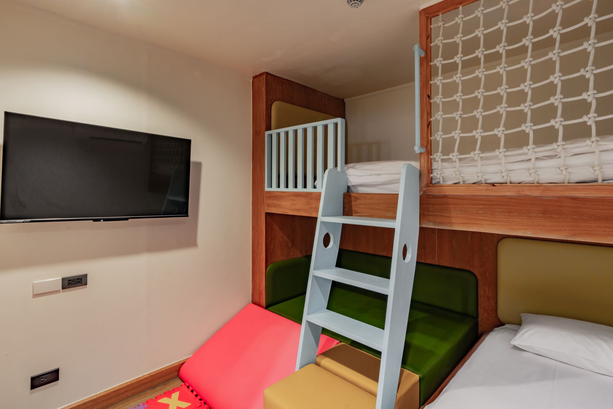 Family Suite (Thani Wing) - קטאתאני פוקט ביץ' ריזורט | Katathani Phuket Beach Resort - תמונה 2