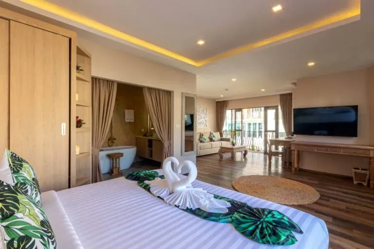 SUITE MOUNTAIN VIEW - ואני גולדן סאנדס קופנגן | Vannee Golden Sands Beachfront Resort - תמונה ראשית