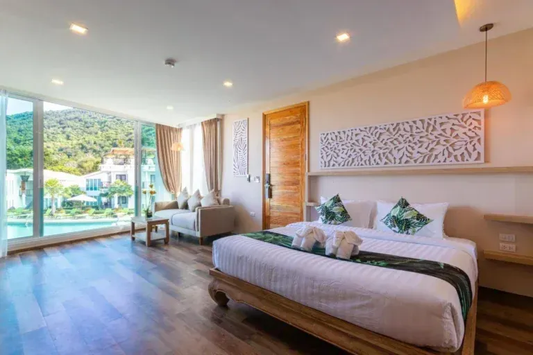 DELUXE VILLA - ואני גולדן סאנדס קופנגן | Vannee Golden Sands Beachfront Resort - תמונה ראשית
