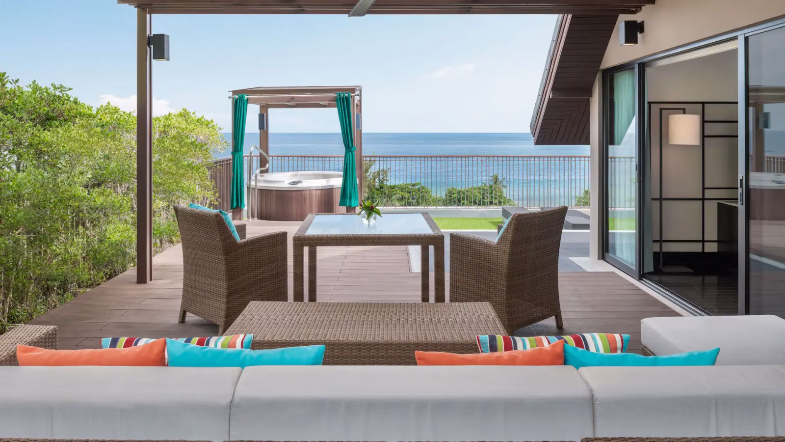 1 King Bed, Terrace Whirlpool - הייאט ריג'נסי פוקט ריזורט | Hyatt Regency Phuket Resort - תמונה 3