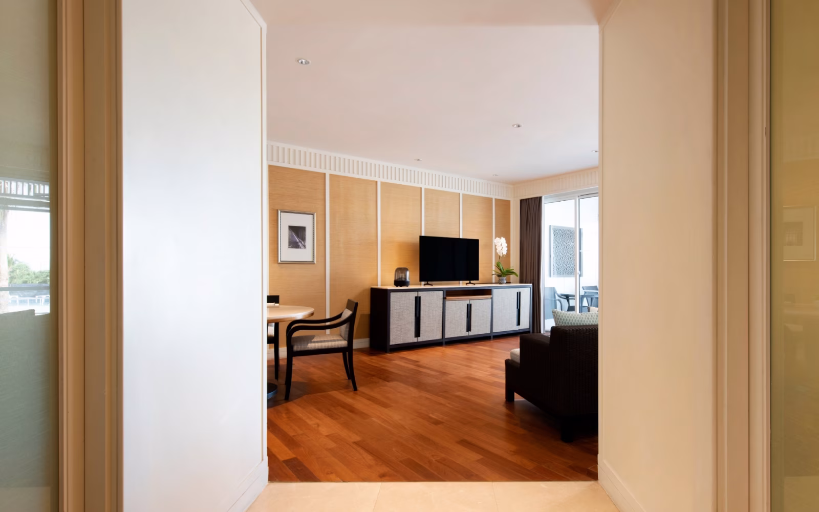 One Bedroom Suite Pool View Club Lounge Access - אינטרקונטיננטל הואה הין ריזורט | InterContinental Hua Hin Resort - תמונה 2