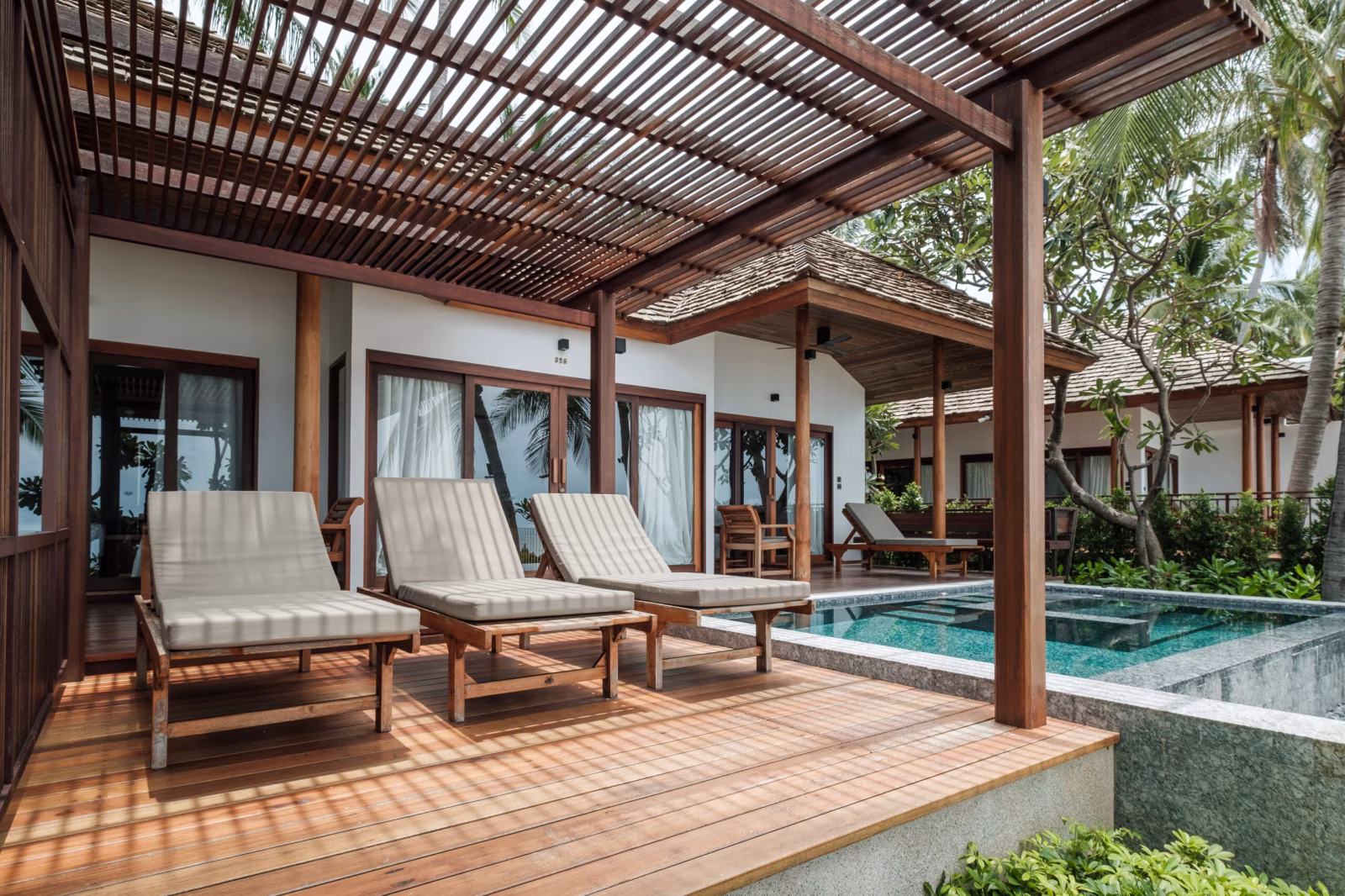 Beachfront Villa 2BR Pool - בננה פאן סי ריזורט | Banana Fan Sea Resort - תמונה 3