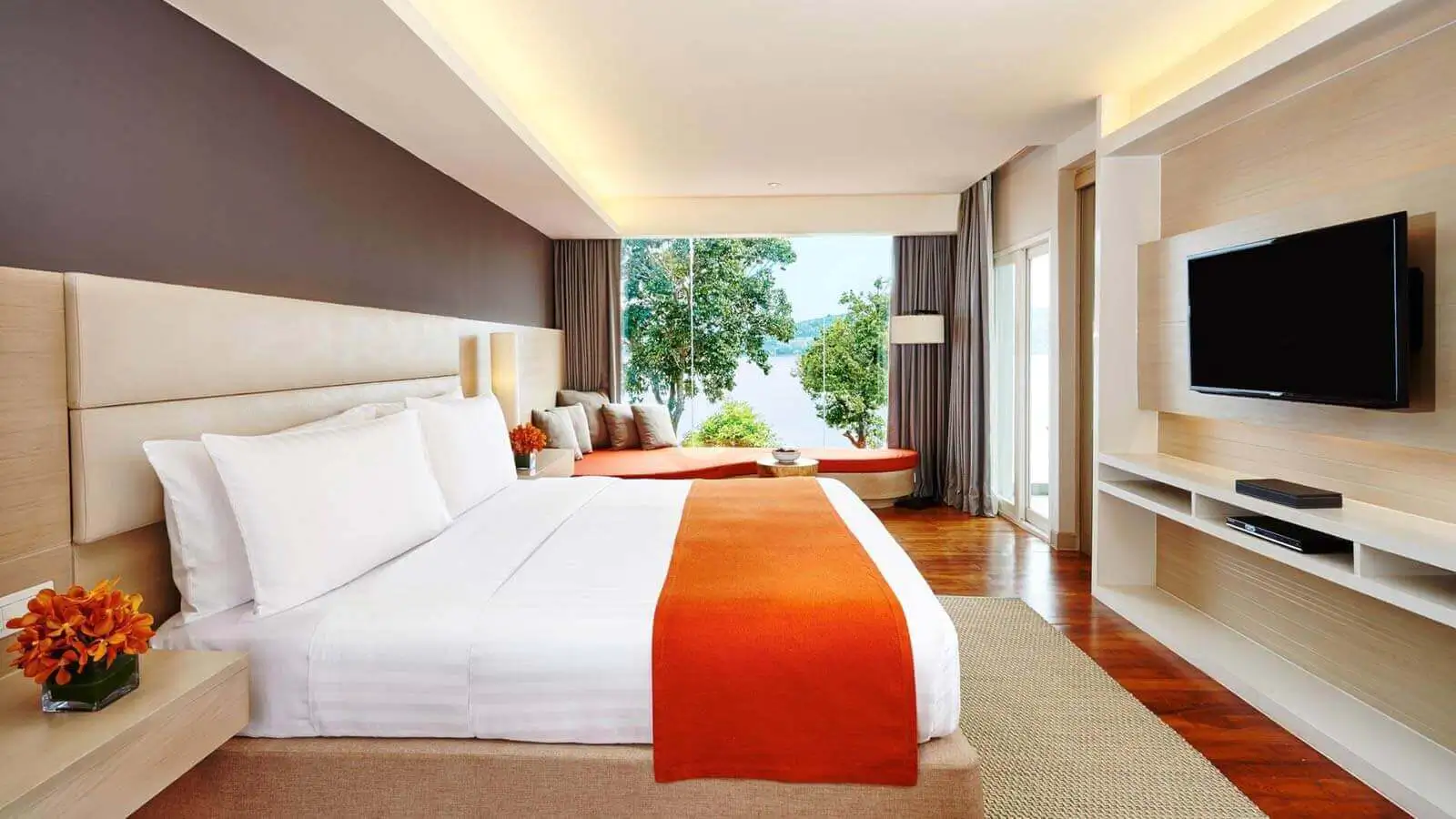 Corner Suite Ocean Front Balcony - אמארי פוקט | Amari Phuket - תמונה ראשית