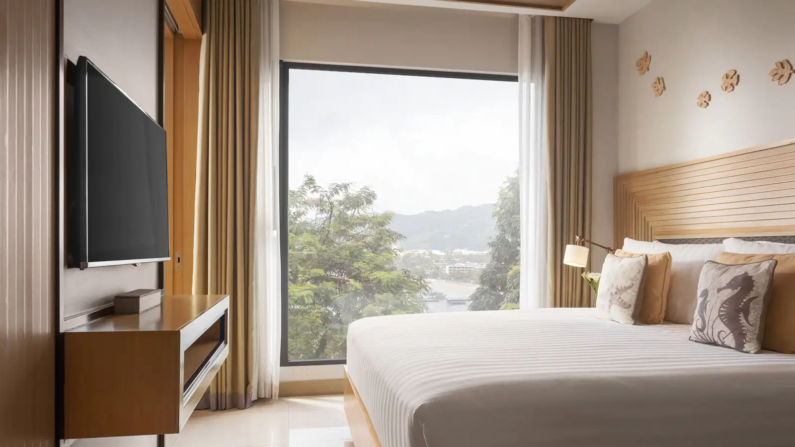 One Bedroom Suite Ocean Coral Lounge - אמארי פוקט | Amari Phuket - תמונה 2