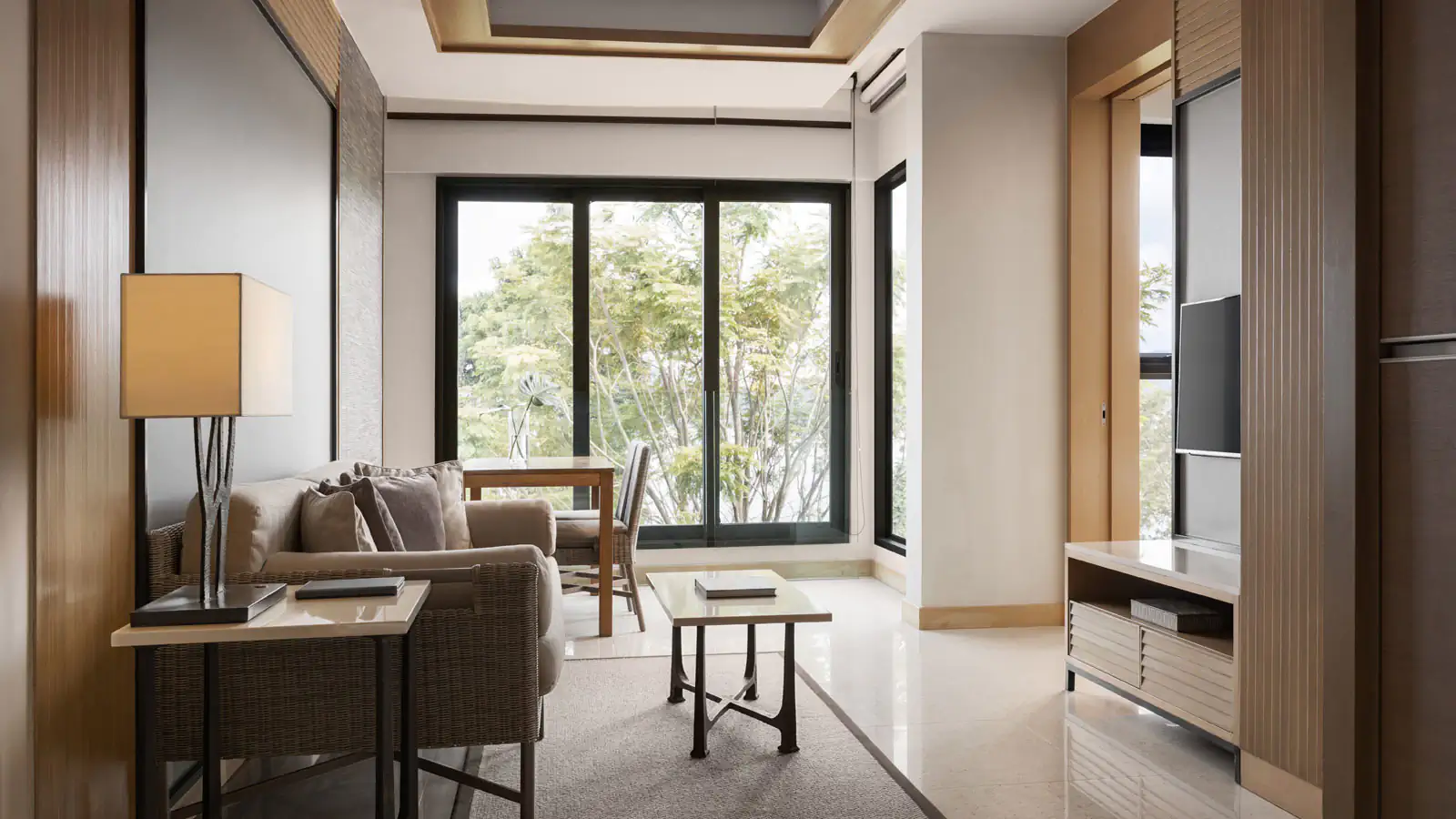 One Bedroom Suite Ocean View Coral Lounge - אמארי פוקט | Amari Phuket - תמונה 3