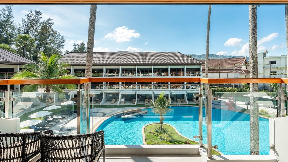 Deluxe Pool View - אמורה ביץ' ריזורט פוקט | Amora Beach Resort Phuket - תמונה 2