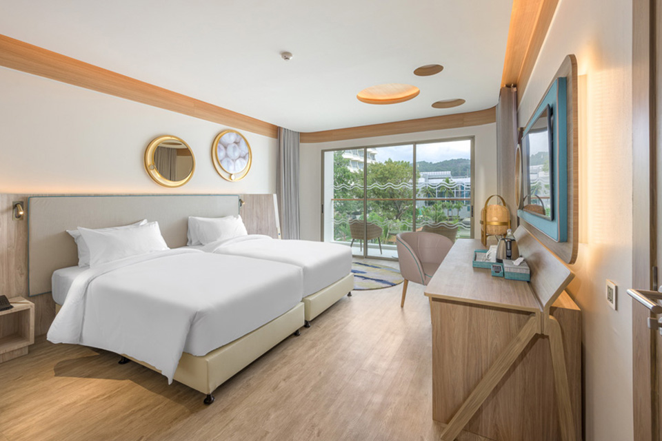 Premier Balcony - אנדמן אימברייס פטונג | Andaman Embrace Patong - תמונה 3
