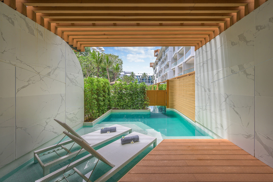 Pool Access - אנדמן אימברייס פטונג | Andaman Embrace Patong - תמונה 2