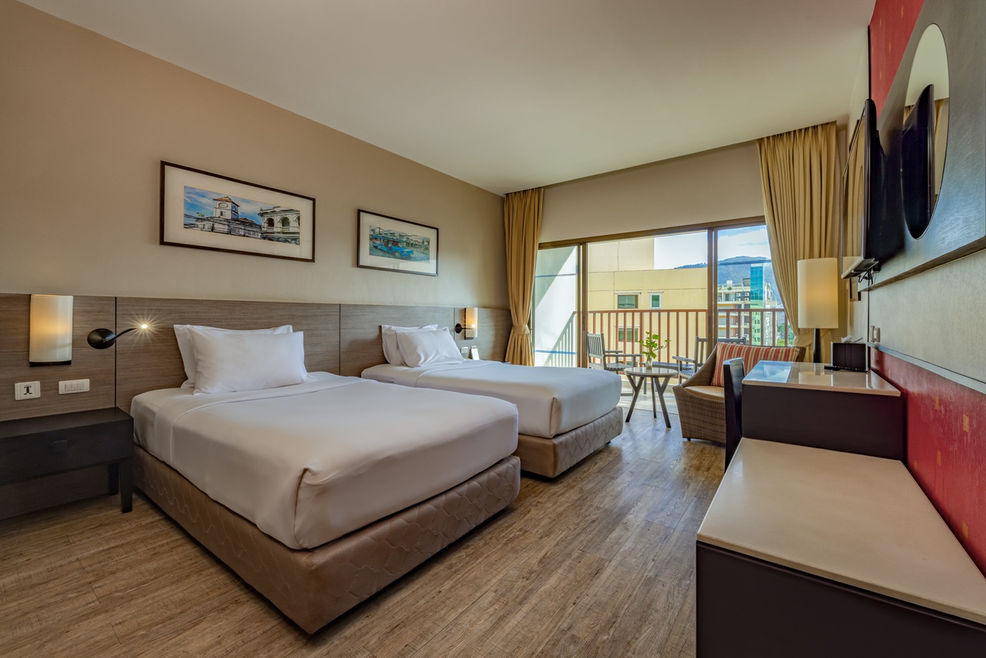 Superior Room City View - דיבאנה פלאזה פוקט | Deevana Plaza Phuket - תמונה 2