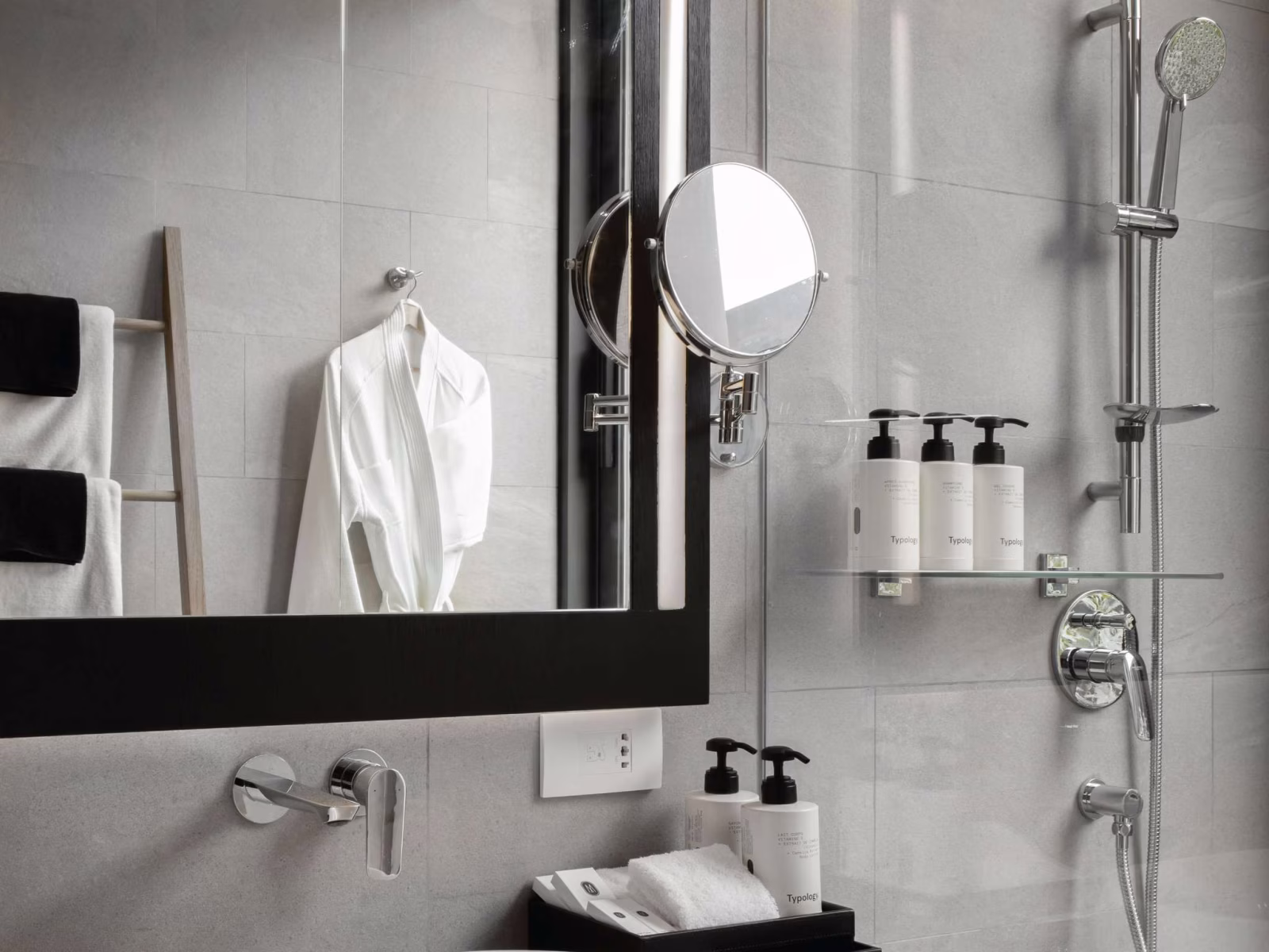 Deluxe Room - קמליס מונטזאור פוקט | Kamaliss MontAzure Phuket MGallery Collection - תמונה 3