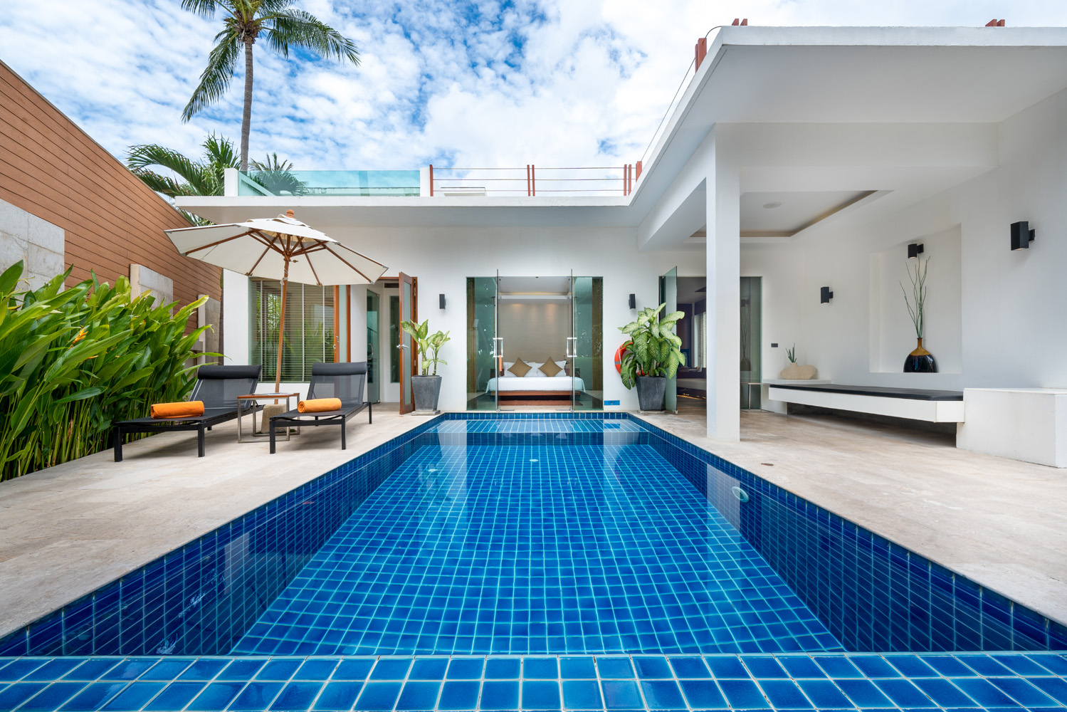 Beachfront Grand Pool Villa 1 Bed - לה פלורה ריזורט פטונג | La Flora Resort Patong - תמונה ראשית