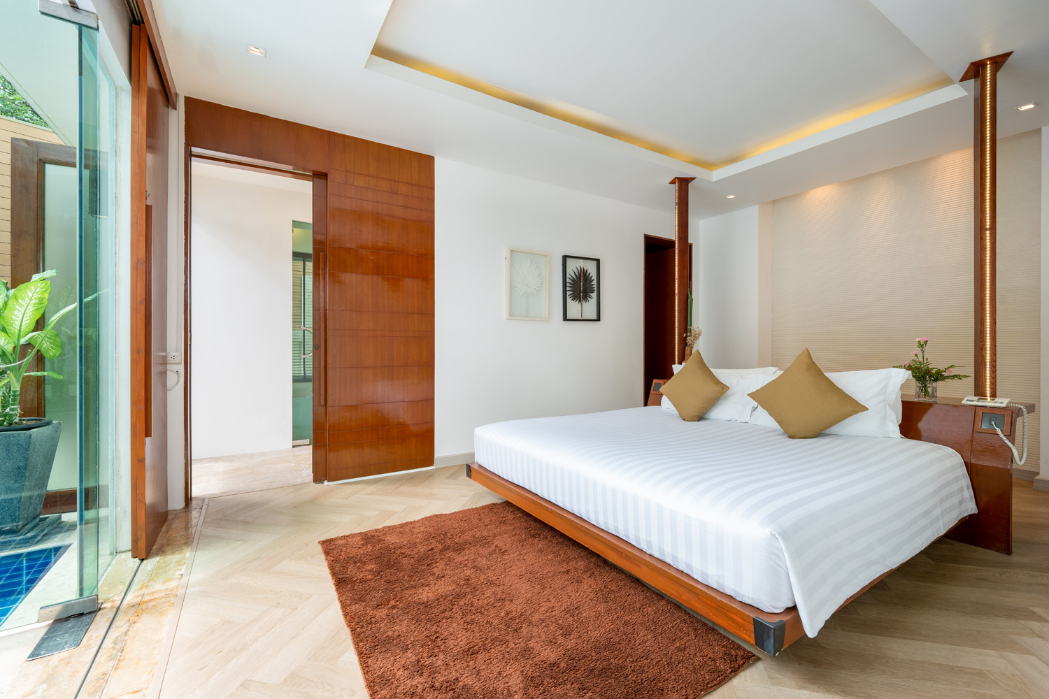 Beachfront Grand Pool Villa 1 Bed - לה פלורה ריזורט פטונג | La Flora Resort Patong - תמונה 3