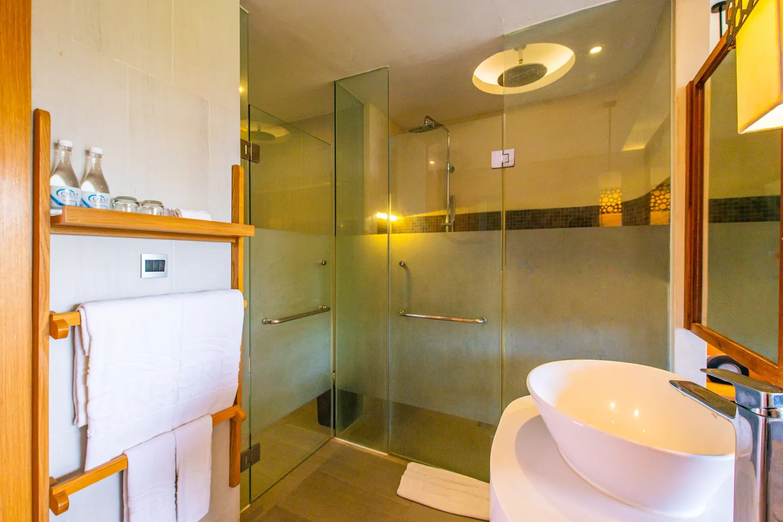 DELUXE SEAVIEW - קרסט ריזורט ופול וילות פוקט | Crest Resort & Pool Villas Phuket - תמונה 2