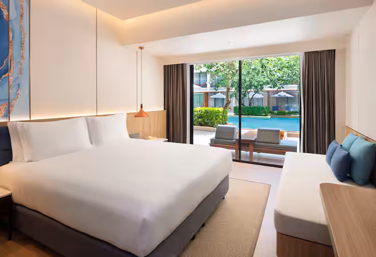 Premium Room Pool Side - דאבל טרי מבית הילטון פוקט באן-תאי | DoubleTree by Hilton Phuket Banthai Resort - תמונה 2
