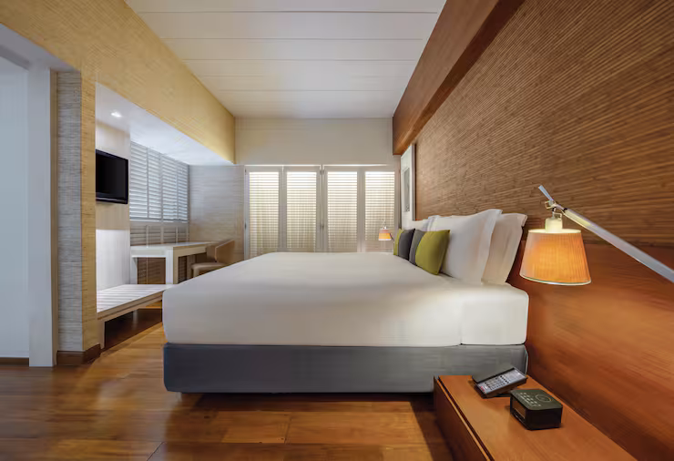King Premium Suite Pool Access - דאבל טרי מבית הילטון פוקט באן-תאי | DoubleTree by Hilton Phuket Banthai Resort - תמונה 2