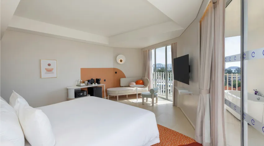 Deluxe Spa Suite Ocean View - סנטרה קארון ריזורט פוקט | Centara Karon Resort Phuket - תמונה 2