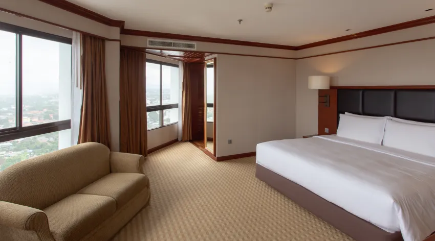 Deluxe Suite - סנטרה ריברסייד צ'יאנג מאי | Centara Riverside Hotel Chiang Mai - תמונה ראשית
