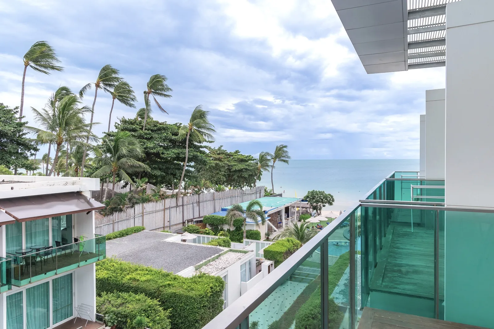 Balcony Sea View - קיי סי ביץ' קלאב ופול וילות | KC Beach Club & Pool Villas - תמונה 3