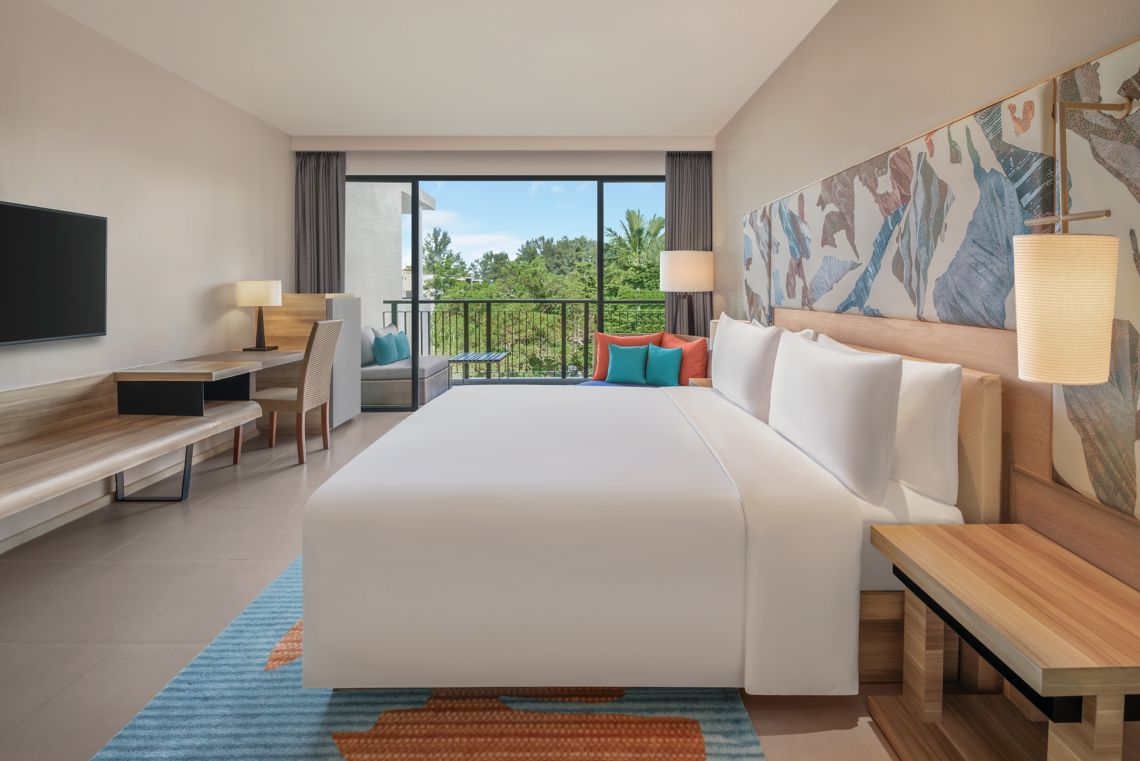 Deluxe Guest room, Garden view, Balcony - לה מרידיאן פוקט מאי קאו | Le Méridien Phuket Mai Khao Beach Resort - תמונה 2