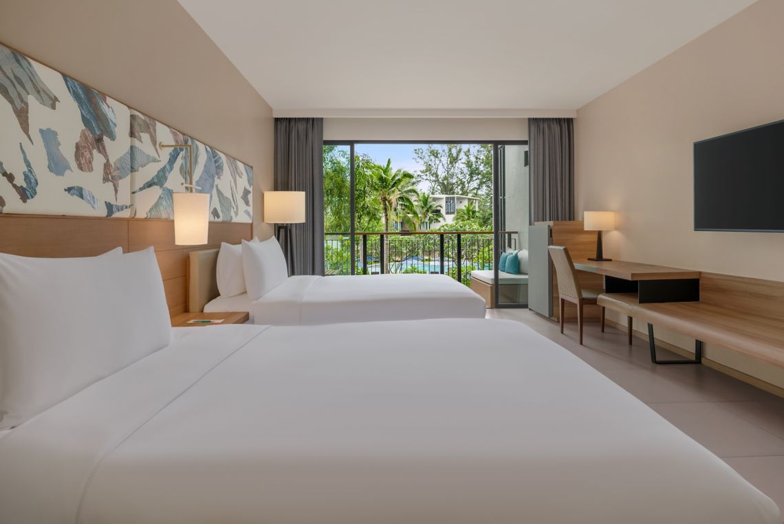 Deluxe Guest room, Pool view, Balcony - לה מרידיאן פוקט מאי קאו | Le Méridien Phuket Mai Khao Beach Resort - תמונה 2