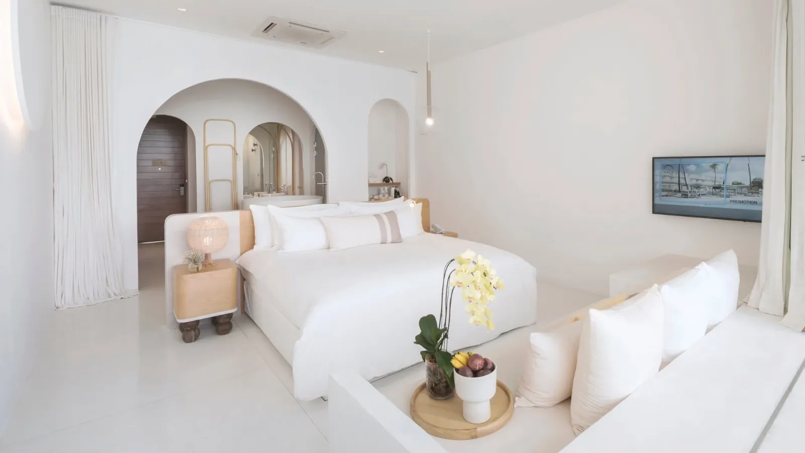 Oceanfront Balcony Pool Suite - סאלה סמוי צ'אוונג ביץ' | SALA Samui Chaweng Beach Resort & Spa - תמונה 3