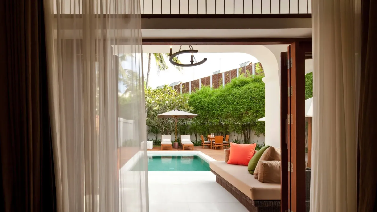 One Bedroom Duplex Pool Villa Suite - סאלה סמוי צ'ונג מון ביץ' | SALA Samui Choengmon Beach Resort - תמונה 2