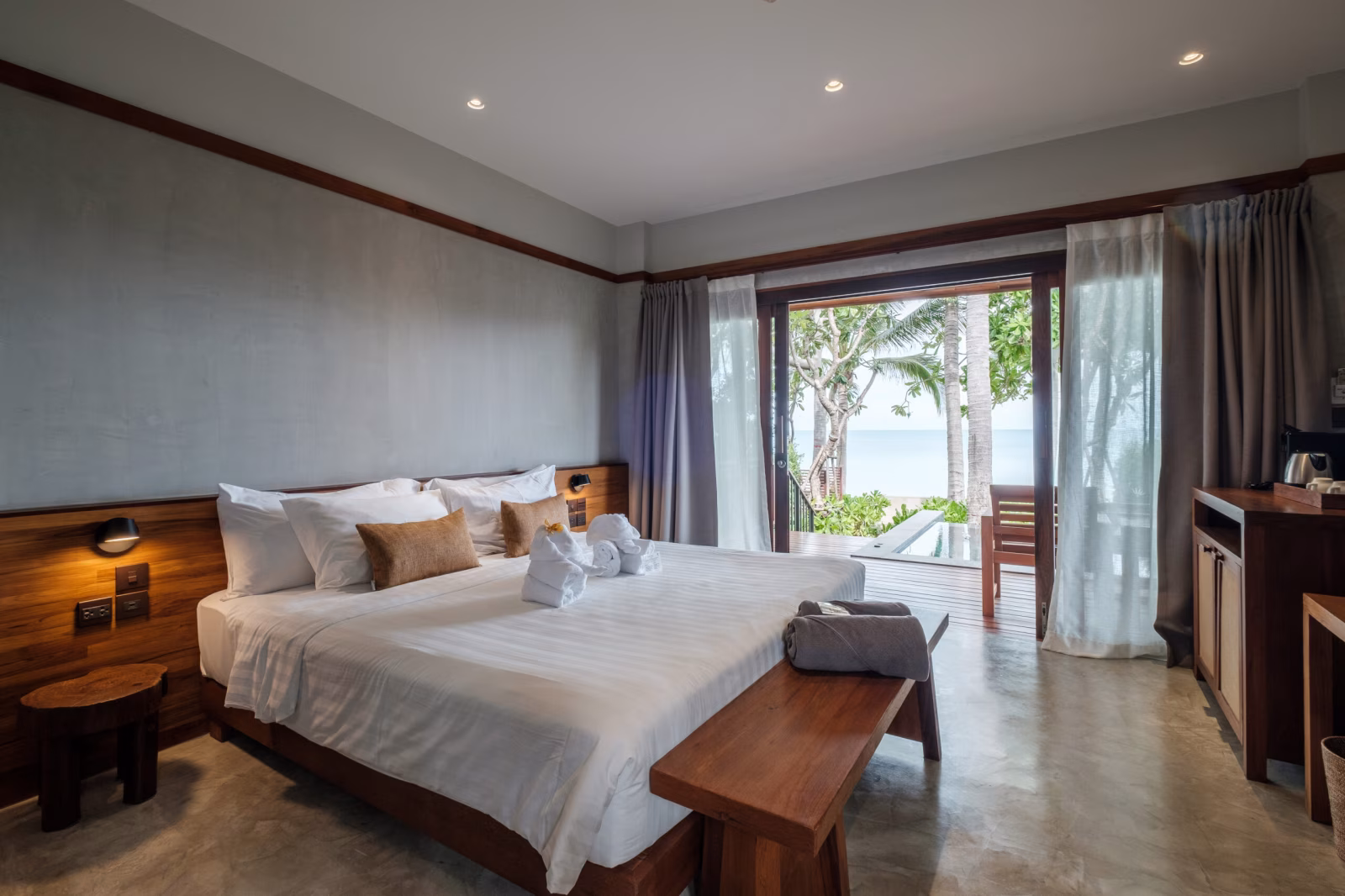 Beachfront Villa 1BR Jacuzzi - בננה פאן סי ריזורט | Banana Fan Sea Resort - תמונה 3
