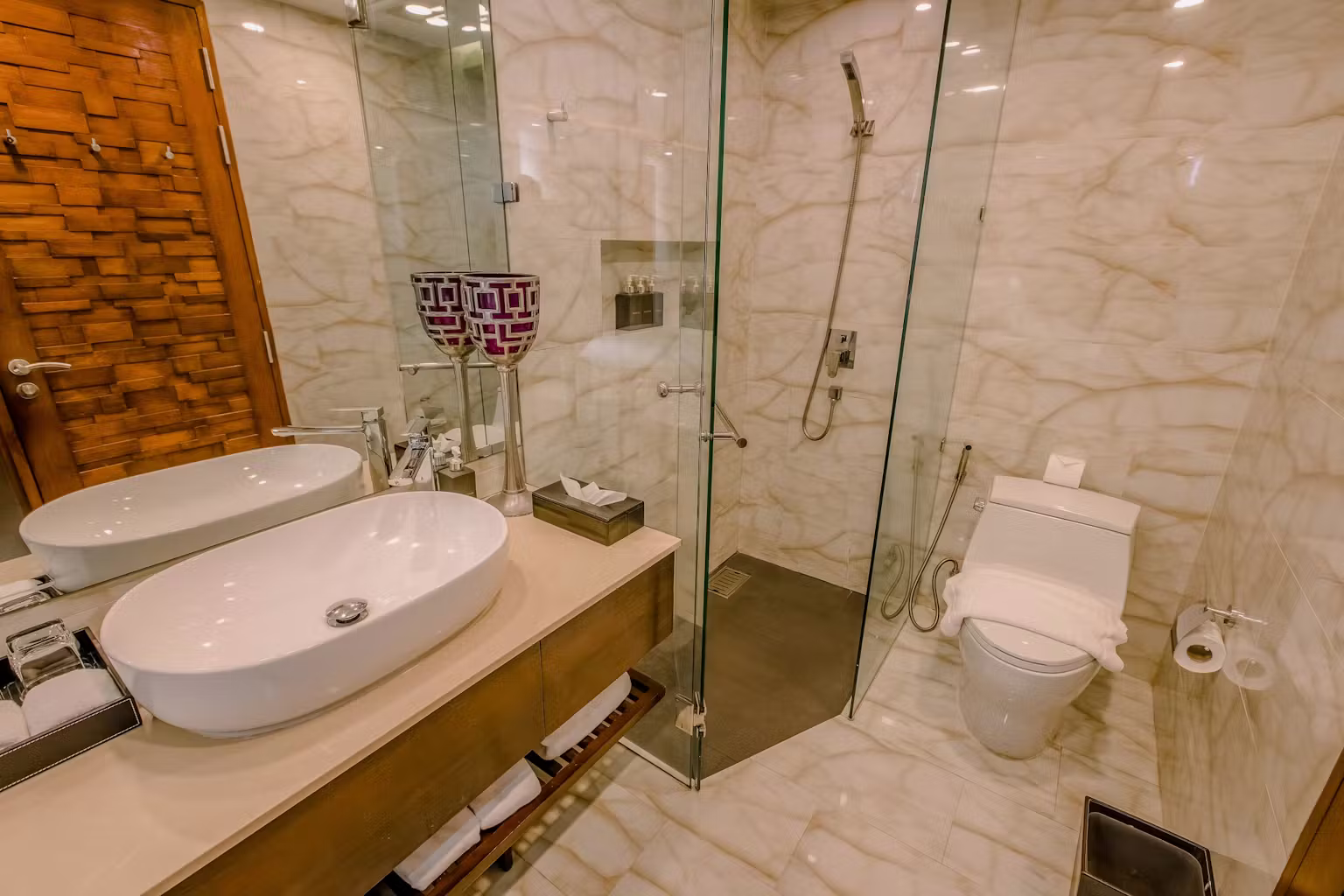 Two Bedrooms Sea View - דה פריווילג' עזרא ביץ' קלאב | The Privilege Hotel EZRA Beach Club - תמונה 3