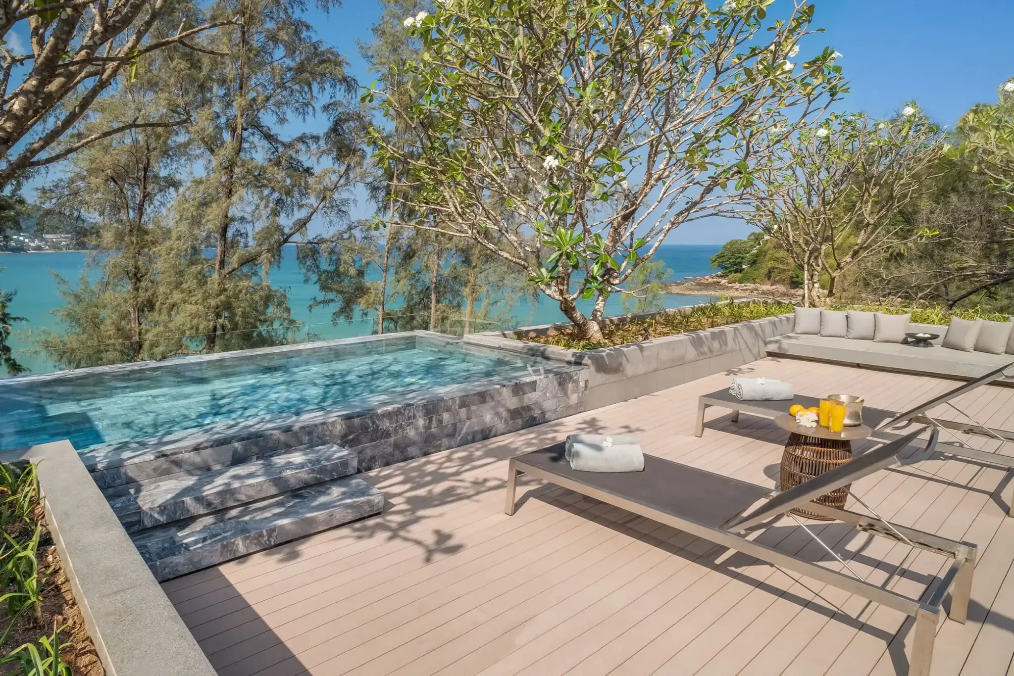 2 Bedroom Azure Sea View Pool Penthouse - טווינפאלמס מונט-אזור פוקט | Twinpalms MontAzure Phuket - תמונה ראשית