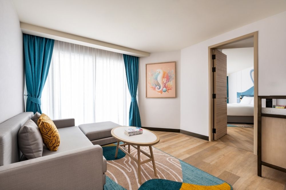Trendy Suite (Afterglow) - אם סושיאל פוקט | M Social Hotel Phuket - תמונה 2
